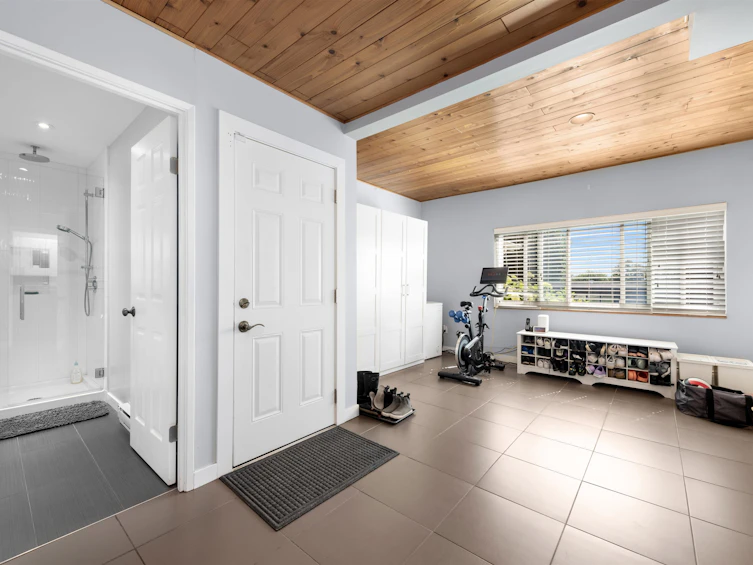 8909 Aspen Place, Burnaby, BC, V3N 4P3 - 15