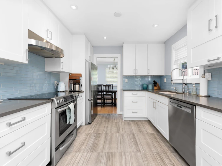 8909 Aspen Place, Burnaby, BC, V3N 4P3 - 7