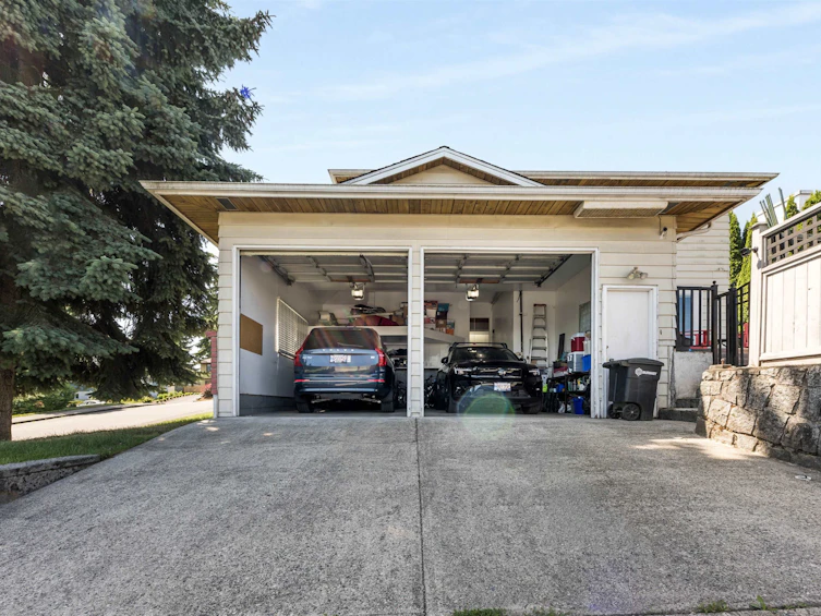 8909 Aspen Place, Burnaby, BC, V3N 4P3 - 39