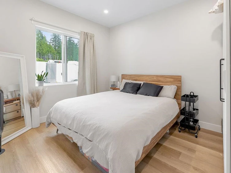 6724 Acorn Road, Sechelt, BC, V7Z 0N3 - 33