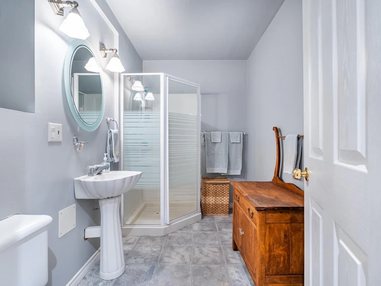 3031 Duval Road, North Vancouver, BC, V7J 3J2 - 33