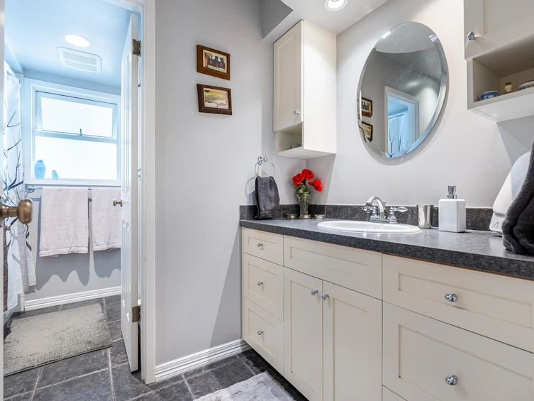 3031 Duval Road, North Vancouver, BC, V7J 3J2 - 26