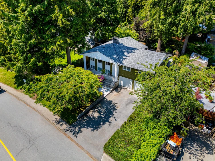 3031 Duval Road, North Vancouver, BC, V7J 3J2 - 39