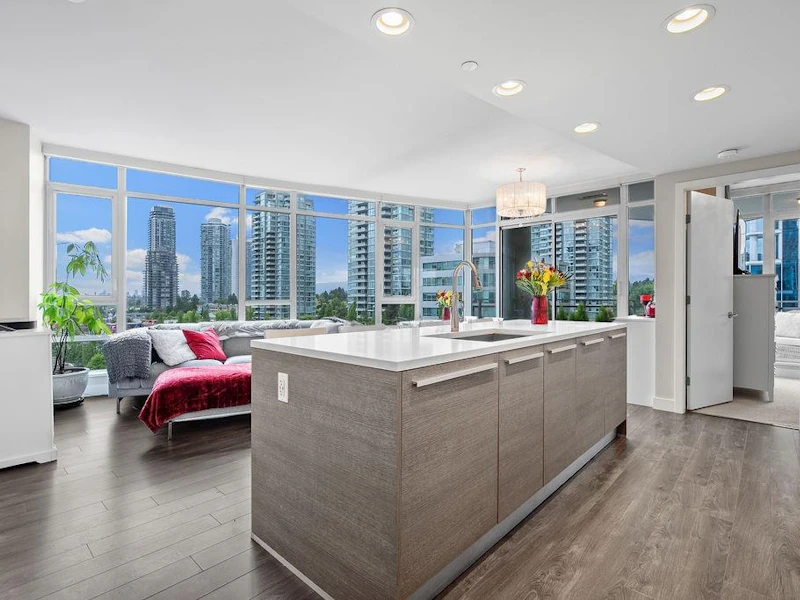 702 - 2008 Rosser Avenue, Burnaby BC