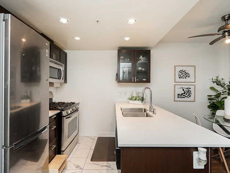 1706-4815 Eldorado Mews, Vancouver, BC, V5R 0B2 - 5
