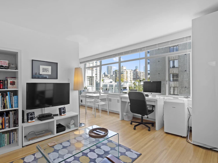 404-1975 Pendrell Street, Vancouver, BC, V6G 1T6 - 3