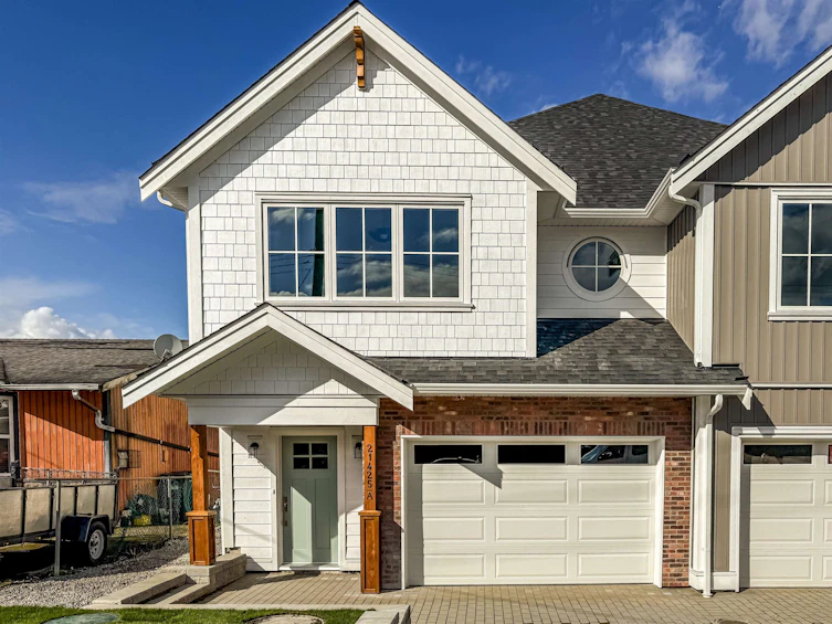 A-21435 121 Avenue, Maple Ridge, BC, V2X 3S5 - 3