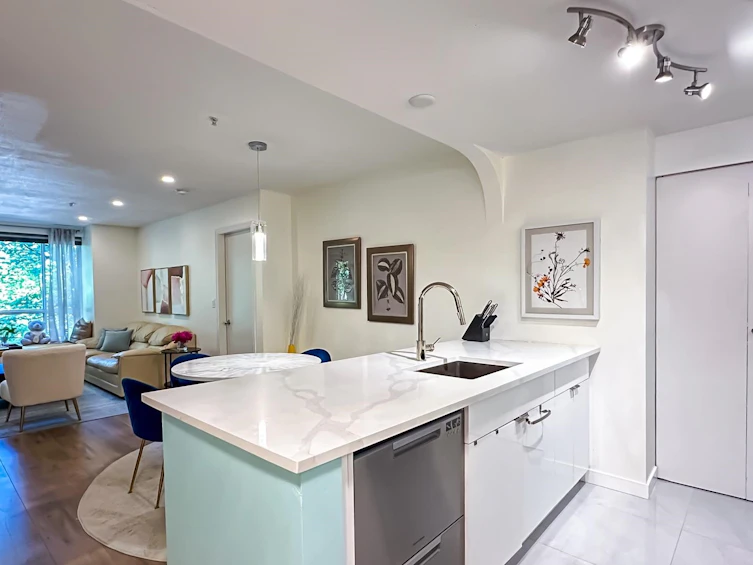 317-6833 Village Green, Burnaby, BC, V5E 4M1 - 9