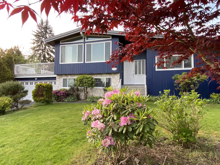 3345 Cardinal Drive, Burnaby, BC, V5A 2T7 - 2