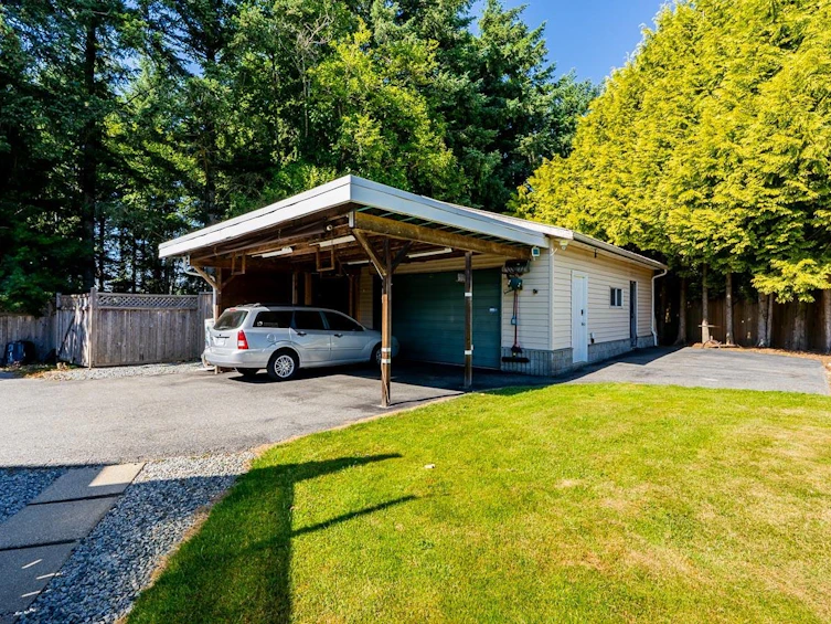 2226 Martens Street, Abbotsford, BC, V2T 6M7 - 32