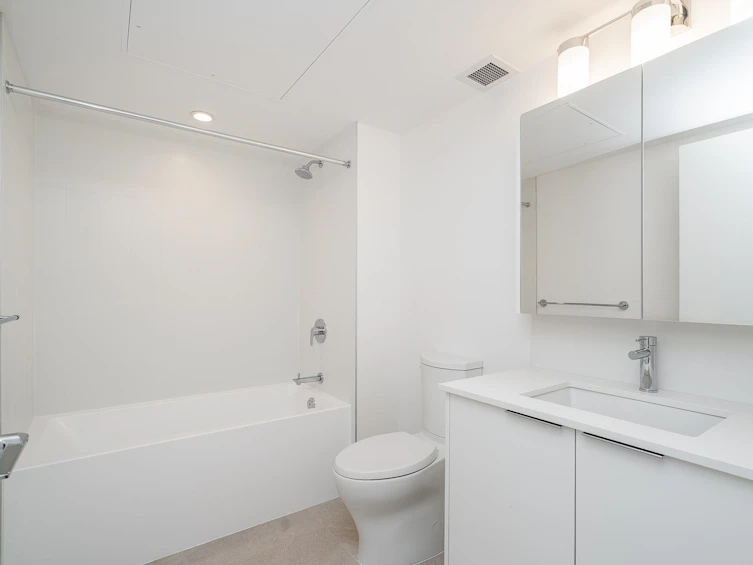 601-10333 133 Street, Surrey, BC, V3T 0V1 - 21