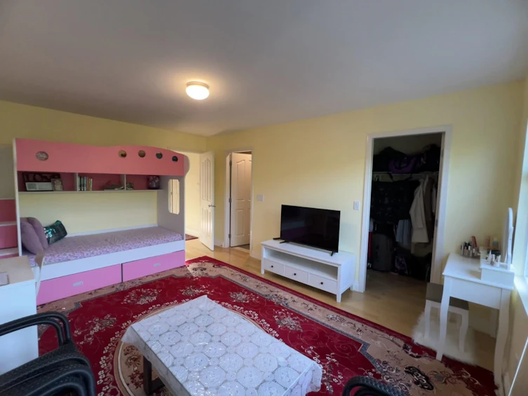 10287 243 Street, Maple Ridge, BC, V2W 1Y2 - 10