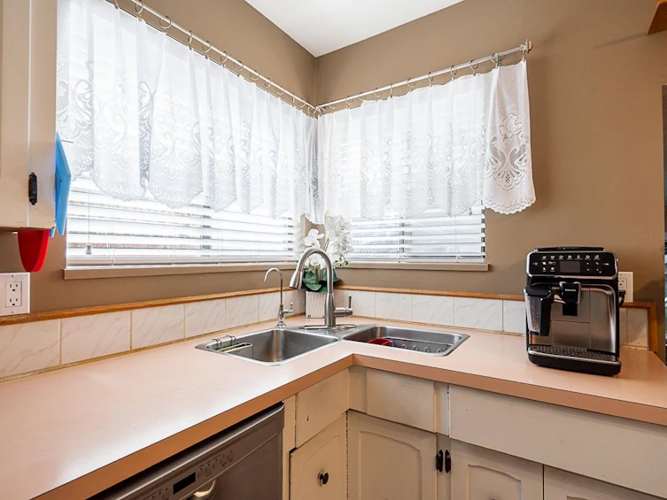 11130 Prospect Drive, Delta, BC, V4E 2R5 - 8