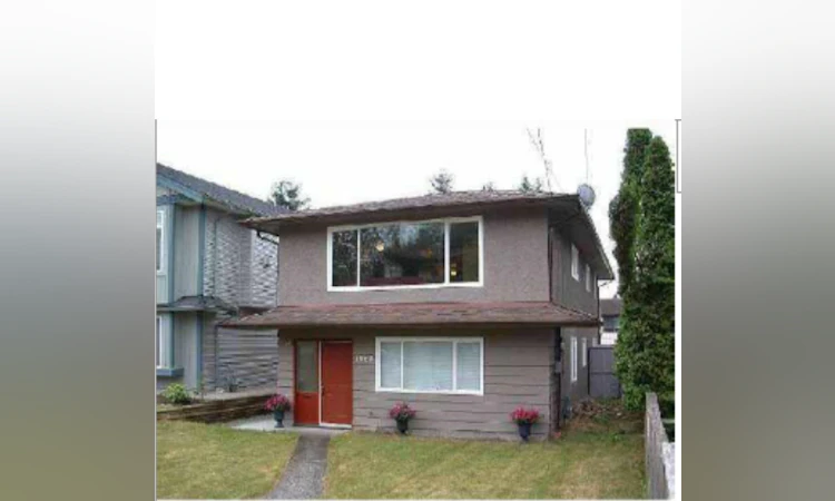 1868 Prairie Avenue