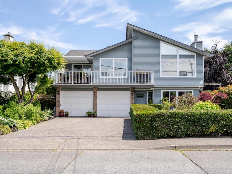 9262 213 Street, Langley, BC, V1M 1L2