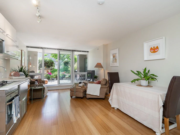 209-718 Main Street, Vancouver, BC, V6A 0B1 - 10