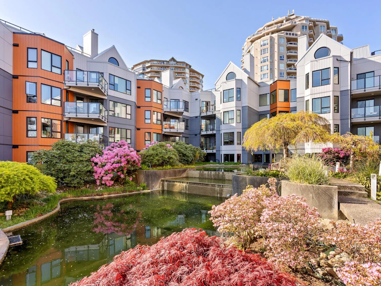 422-1150 Quayside Drive, New Westminster, BC, V3M 6E1 - 38