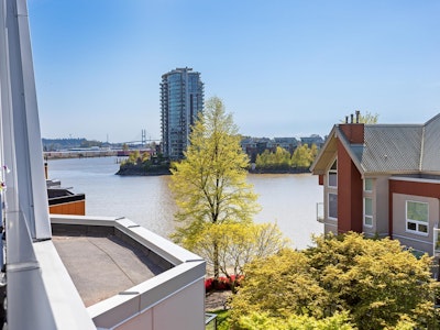 422-1150 Quayside Drive - 3