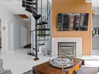 422-1150 Quayside Drive - 4