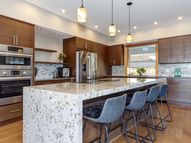 7459 Dogwood Street, Pemberton, BC, V0N 2L0 - 7