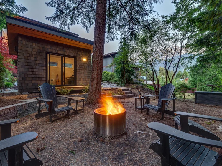 7459 Dogwood Street, Pemberton, BC, V0N 2L0 - 35