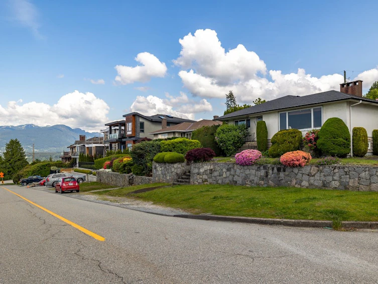 4835 Empire Drive, Burnaby, BC, V5C 5P9 - 5