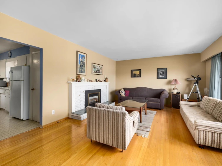 4835 Empire Drive, Burnaby, BC, V5C 5P9 - 8