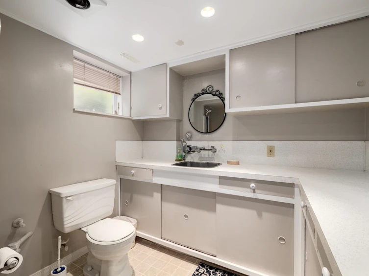 4835 Empire Drive, Burnaby, BC, V5C 5P9 - 22