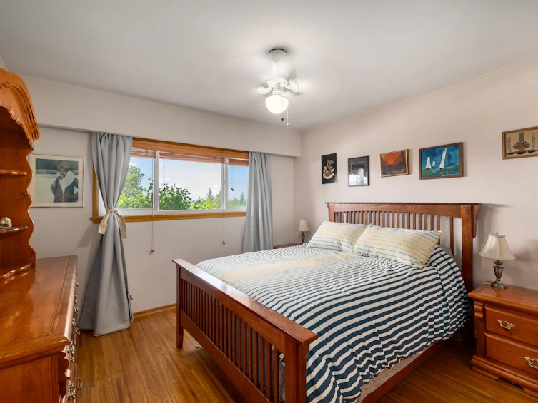 4835 Empire Drive, Burnaby, BC, V5C 5P9 - 16