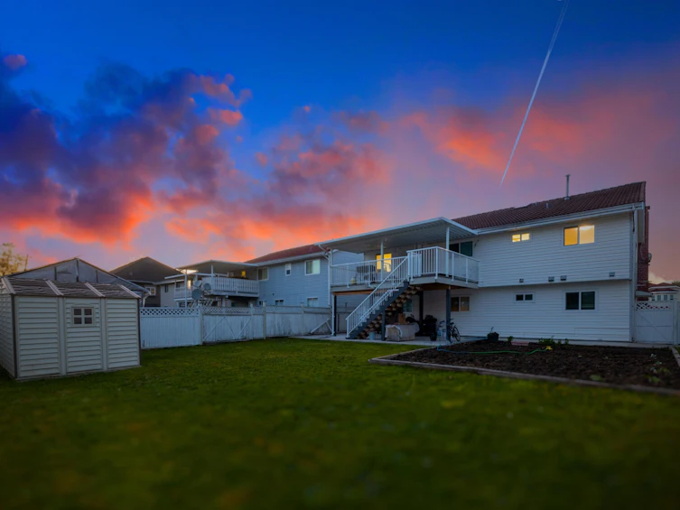 12452 90a Avenue, Surrey, BC, V3V 6T3 - 2