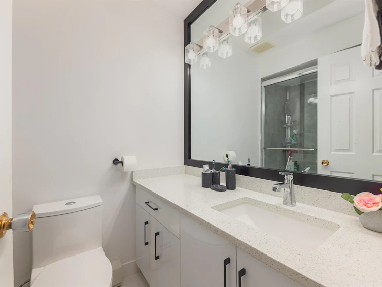12452 90a Avenue, Surrey, BC, V3V 6T3 - 24