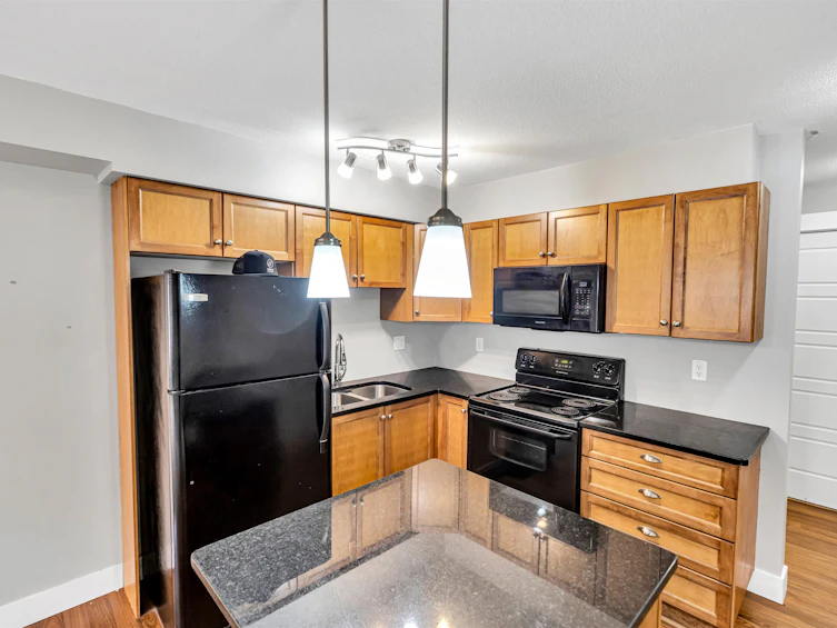 324-30525 Cardinal Avenue, Abbotsford, BC, V2T 0A8 - 9