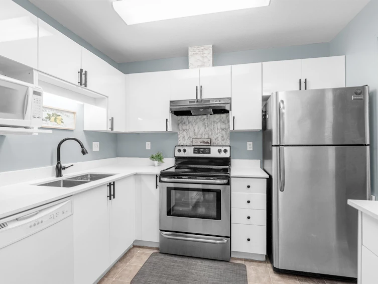 128-8068 120a Street, Surrey, BC, V3W 3P3 - 3