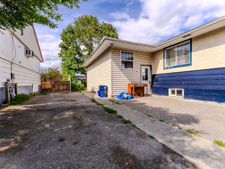46295 Chilliwack Central Road, Chilliwack, BC, V2P 1J7 - 4