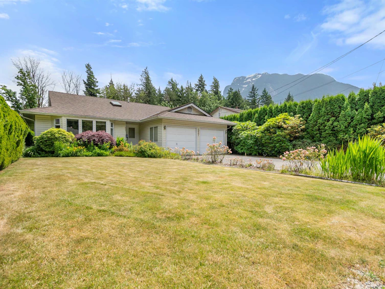 537 Wardle Street, Hope, BC, V0X 1L0 - 38