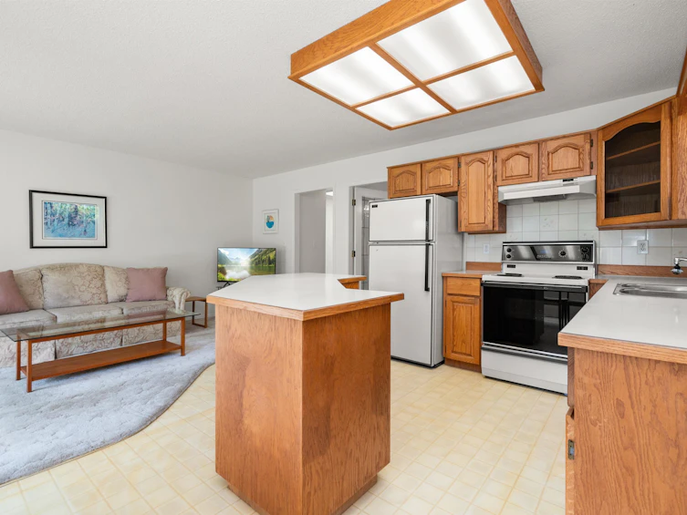 537 Wardle Street, Hope, BC, V0X 1L0 - 3