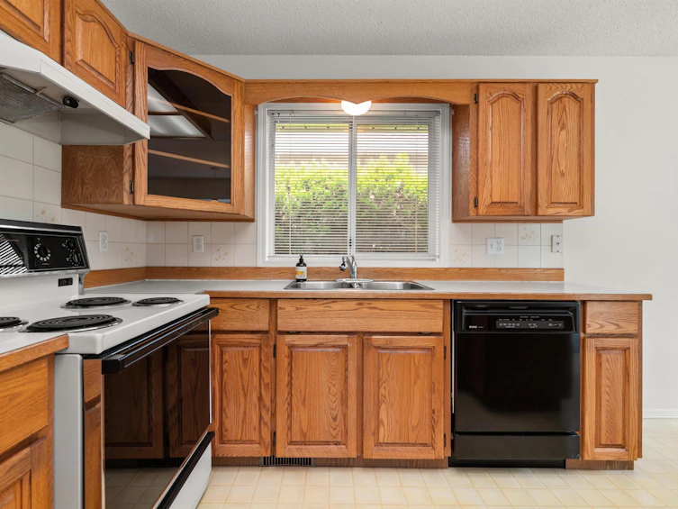 537 Wardle Street, Hope, BC, V0X 1L0 - 5