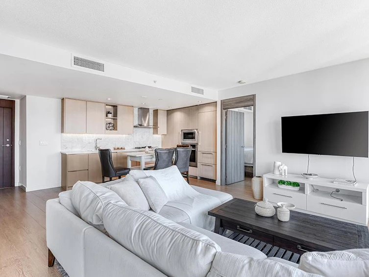 2301-89 Nelson Street, Vancouver, BC, V6Z 0E7 - 4