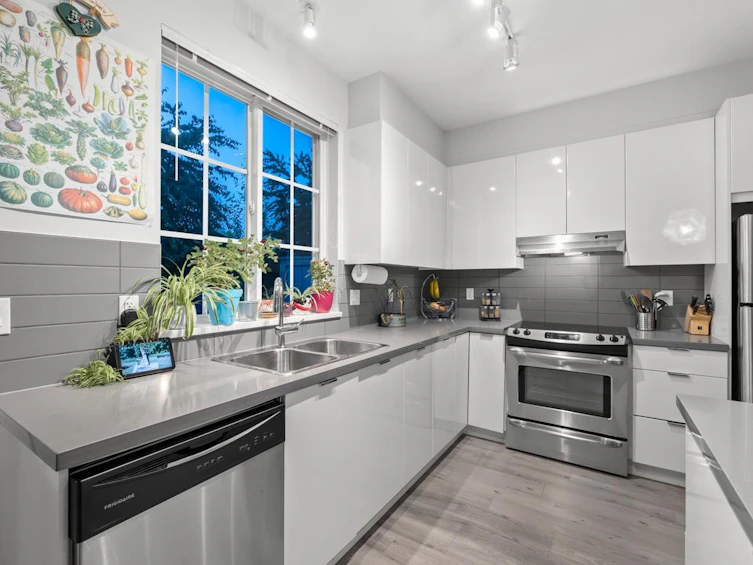 45-30989 Westridge Place, Abbotsford, BC, V2T 0E7 - 11