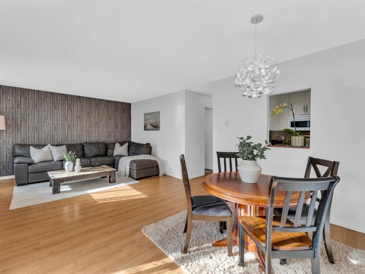 3295 Mountain Highway, North Vancouver, BC, V7K 2H4 - 11