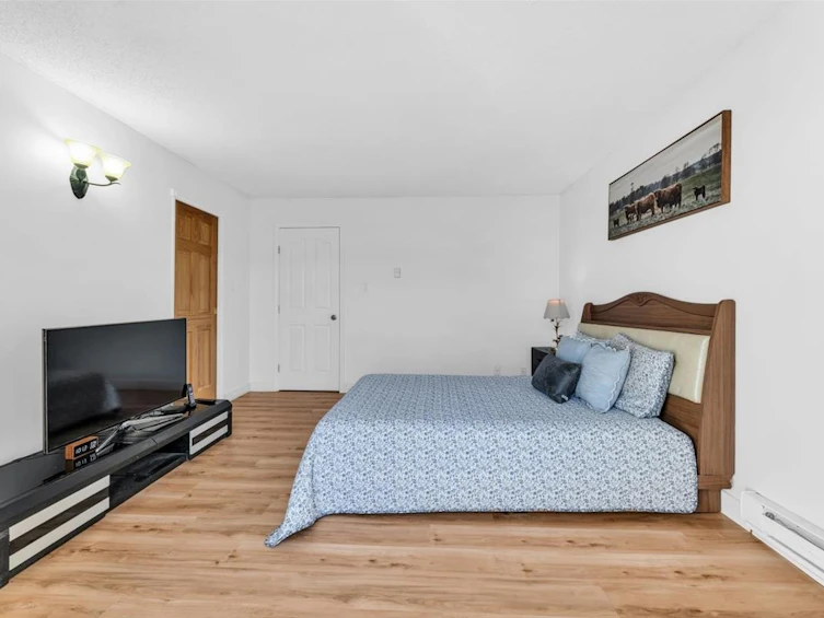 3295 Mountain Highway, North Vancouver, BC, V7K 2H4 - 28