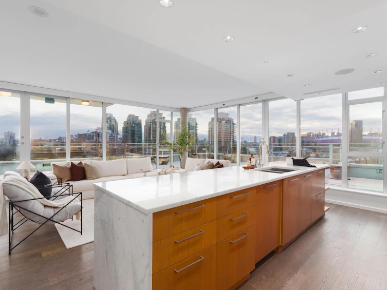801-221 Union Street, Vancouver, BC, V6A 0B4 - 9