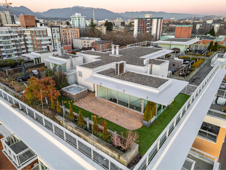 801-221 Union Street, Vancouver, BC, V6A 0B4 - 30