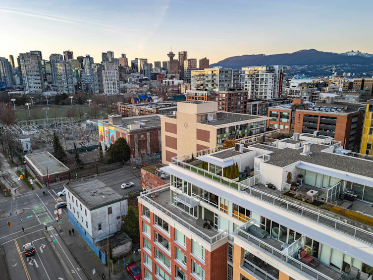 801-221 Union Street, Vancouver, BC, V6A 0B4 - 31