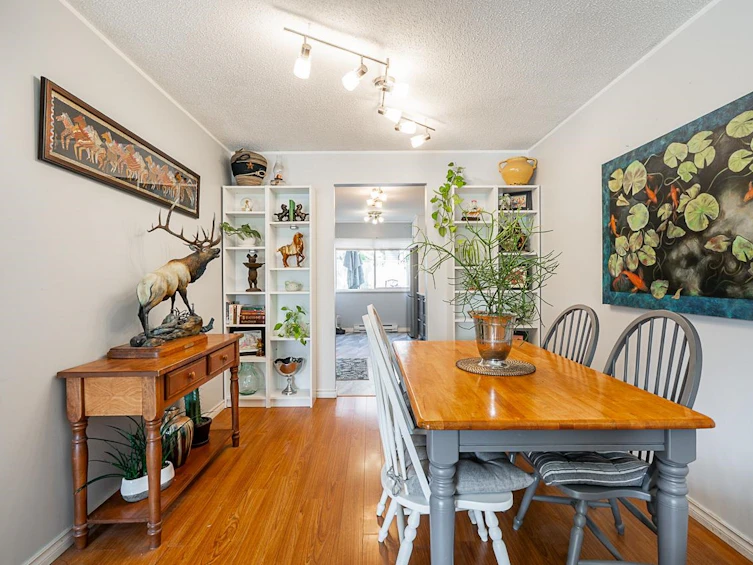 6021 194a Street, Surrey, BC, V3S 7L2 - 4