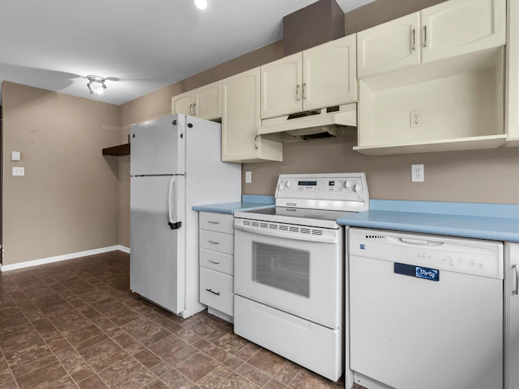 317-2964 Trethewey Street, Abbotsford, BC, V2T 6P4 - 11