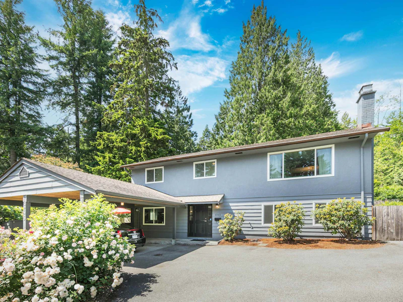645 Mccartney Close, North Vancouver BC V7H 2H1