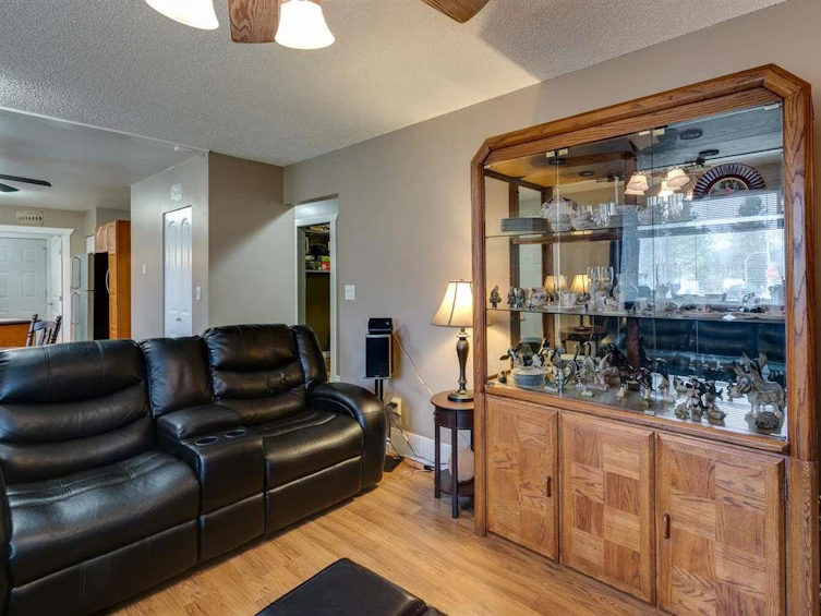 8183 Philbert Street, Mission, BC, V2V 5N1 - 6