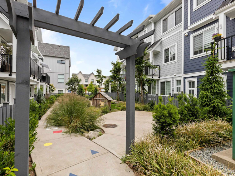 44-20321 80 Avenue, Langley, BC, V2Y 3S3 - 3