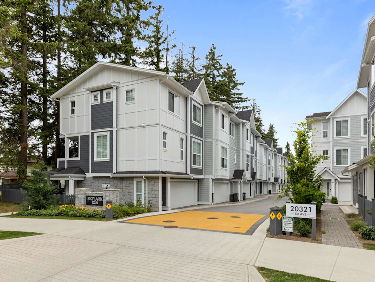 44-20321 80 Avenue, Langley, BC, V2Y 3S3